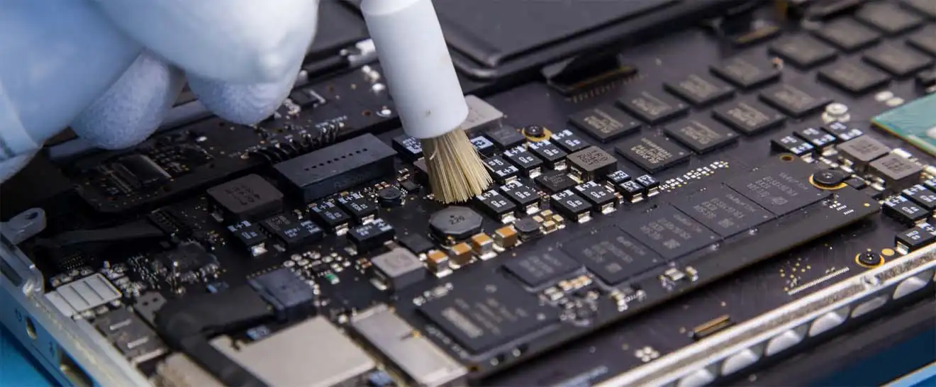 Чистка Apple MacBook от пыли в Истре | Замена термопасты