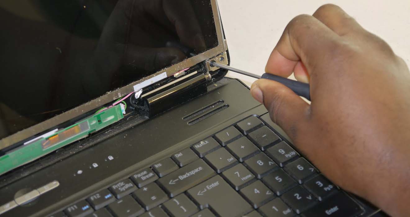 ремонт ноутбуков Emachines в Истре