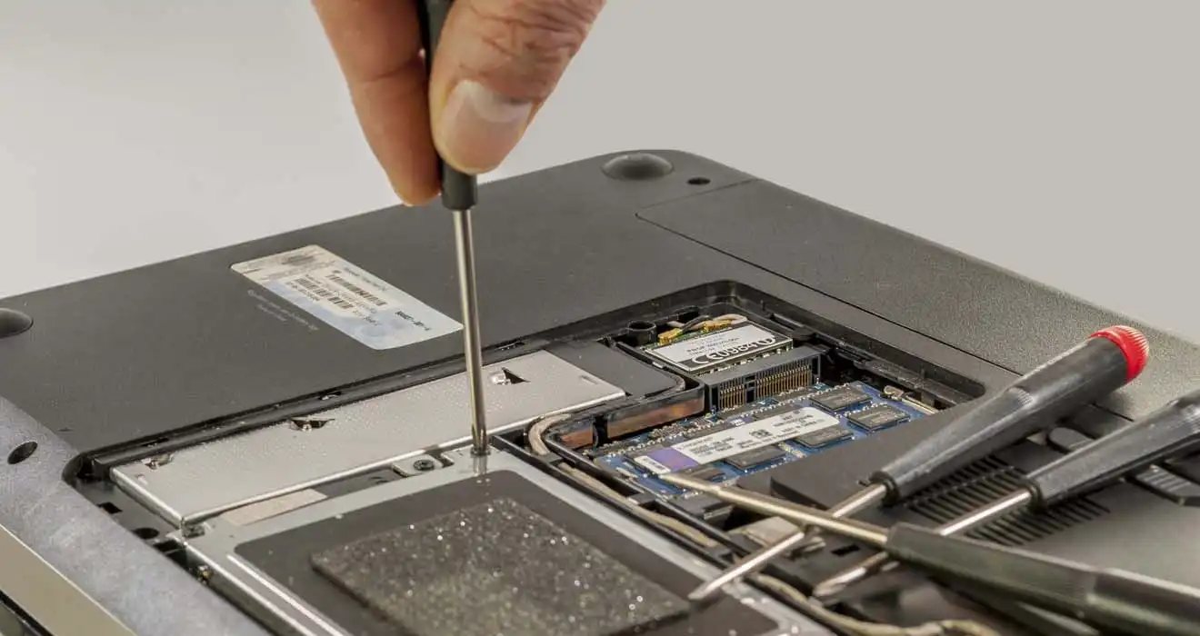 HP ноутбук ремонт в Истре